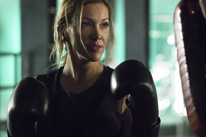 Arrow - Desaparecido - De la película - Katie Cassidy