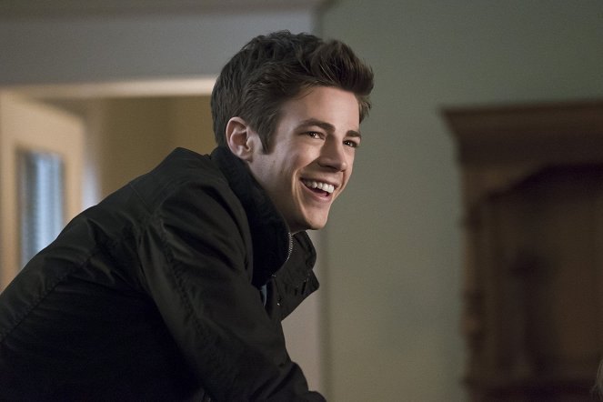 Arrow - Legends of Yesterday - Photos - Grant Gustin