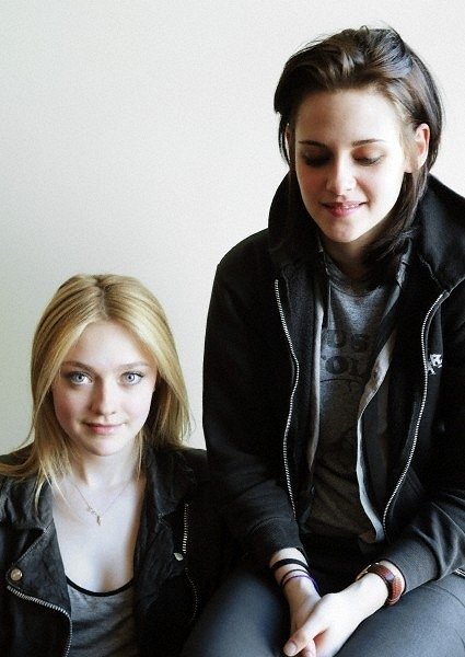 The Runaways - Promoción - Dakota Fanning, Kristen Stewart