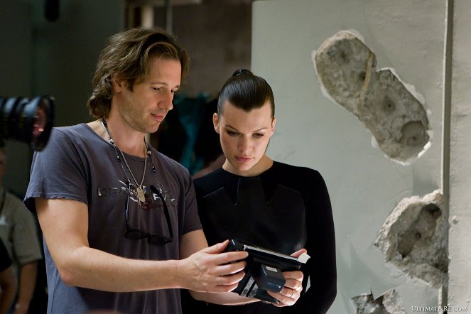 Resident Evil: Afterlife - Dreharbeiten - Paul W.S. Anderson, Milla Jovovich