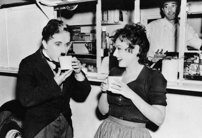 Le Dictateur - Tournage - Charlie Chaplin, Paulette Goddard