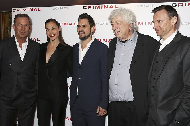 Criminal: V hlavě zločince - Z akcí - Kevin Costner, Gal Gadot, Ariel Vromen, Avi Lerner
