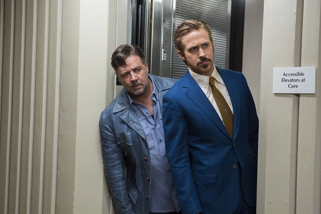 Nice Guys. Równi goście - Z filmu - Russell Crowe, Ryan Gosling