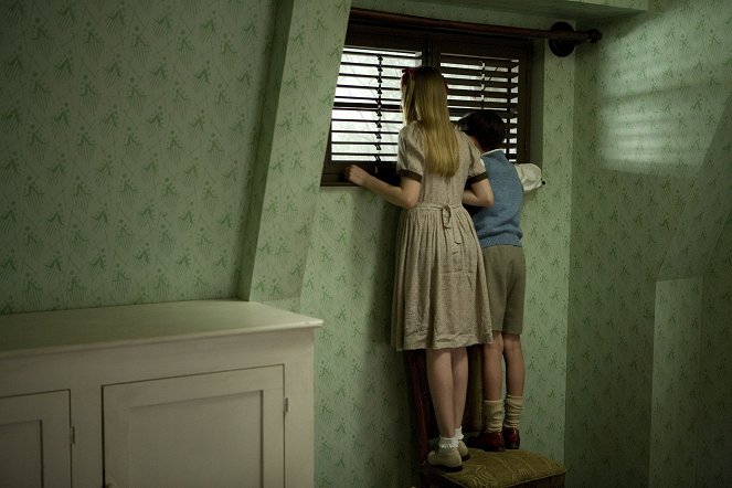 Chłopiec w pasiastej piżamie - Z filmu - Amber Beattie, Asa Butterfield