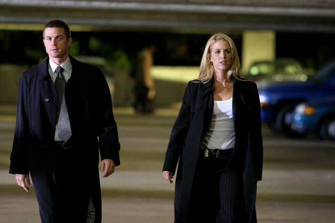 Without a Trace - Season 2 - Moving On - Photos - Eric Close, Poppy Montgomery