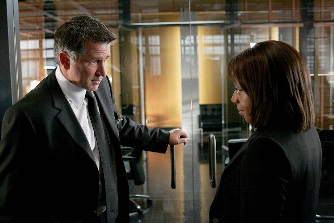 Without a Trace - Season 4 - Lost Time - Photos - Anthony LaPaglia, Marianne Jean-Baptiste