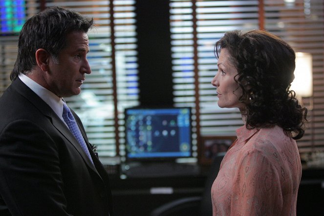 FBI : Portés disparus - Shattered - Film - Anthony LaPaglia, Mary Elizabeth Mastrantonio