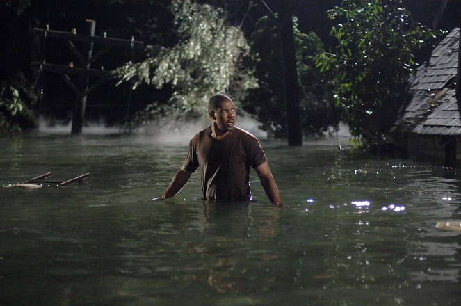 Bez stopy - Season 5 - Ticho před bouří - Z filmu - Eriq La Salle
