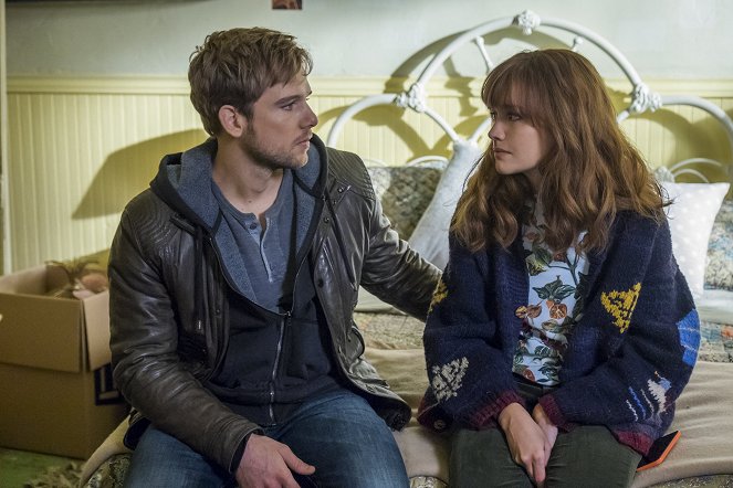 Bates Motel - There's No Place Like Home - Van film - Max Thieriot, Olivia Cooke
