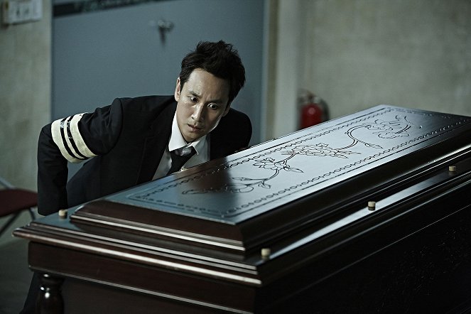 Kkeutkkaji ganda - De la película - Sun-kyun Lee