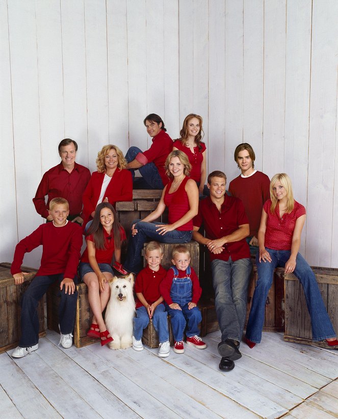 Eine himmlische Familie - Werbefoto - Scotty Leavenworth, Stephen Collins, Mackenzie Rosman, Catherine Hicks, Happy, Jeremy London, Beverley Mitchell, Rachel Blanchard, George Stults, David Gallagher, Ashlee Simpson