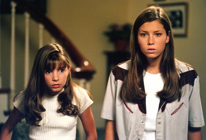 7th Heaven - In the Blink of an Eye - Photos - Beverley Mitchell, Jessica Biel