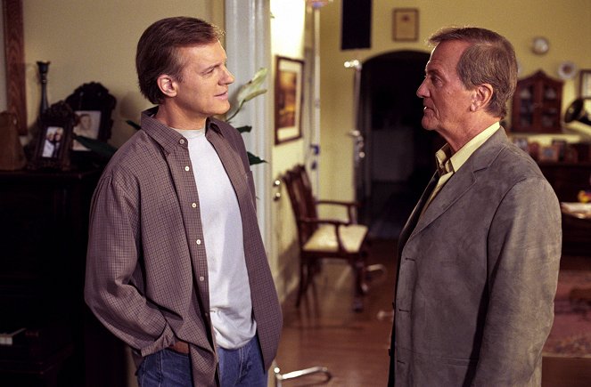 7th Heaven - Season 7 - The Enemy Within - Photos - Stephen Collins, Pat Boone