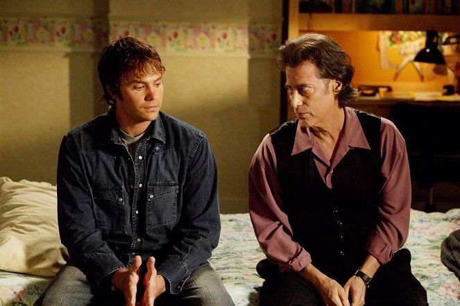 Eine himmlische Familie - Season 8 - When Bad Conversations Happen to Good People - Filmfotos - Barry Watson, Richard Lewis