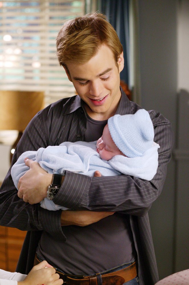 7th Heaven - And Baby Makes Three - De la película - David Gallagher