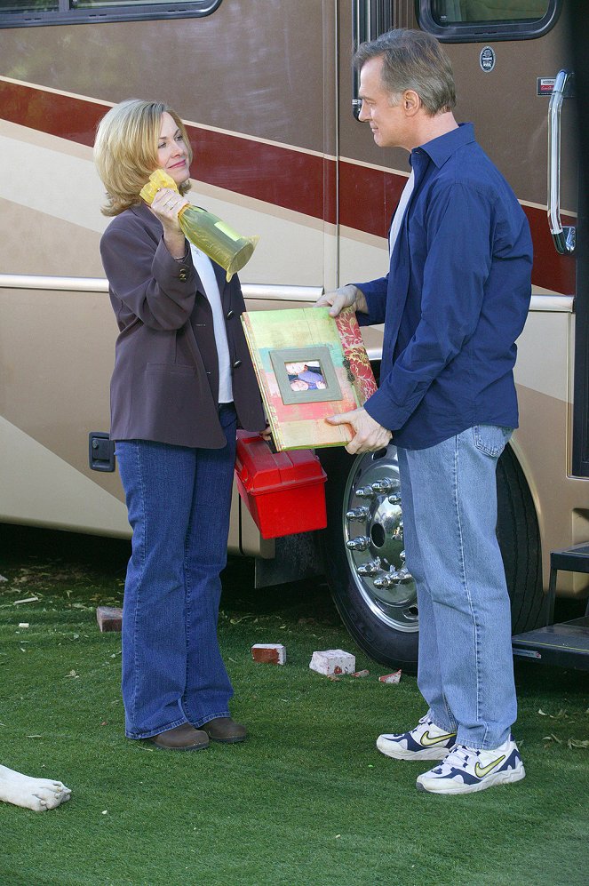 7th Heaven - And Away We Go - Photos - Catherine Hicks, Stephen Collins