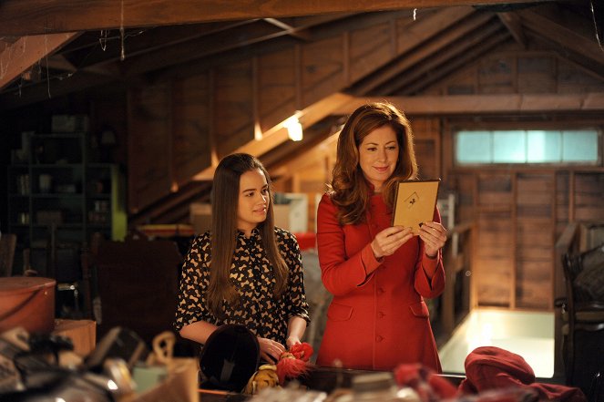 Body of Proof - Kein Wort - Filmfotos - Mary Mouser, Dana Delany