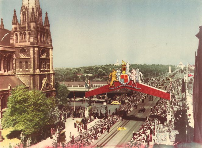 The Queen in Australia: A record of the visit by Her Majesty Queen Elizabeth II and his Royal Highness the Duke of Edinburgh, 1954 - Photos