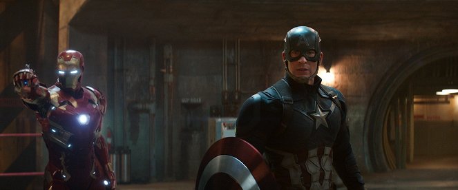 Captain America: Občianska vojna - Z filmu - Chris Evans