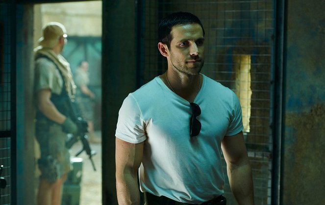 Orphan Black - Formalized, Complex, and Costly - Van film - Dylan Bruce
