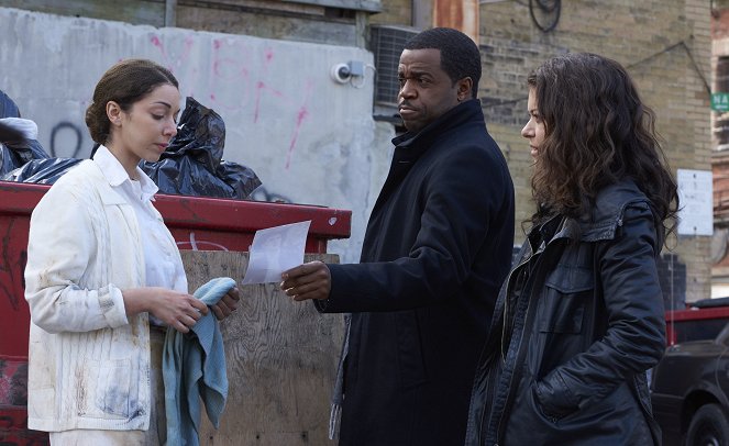 Orphan Black - Formalized, Complex, and Costly - Van film - Kathryn Alexandre, Kevin Hanchard, Tatiana Maslany