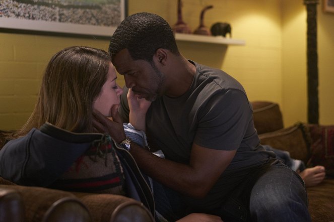 Orphan Black - The Collapse of Nature - Photos - Kevin Hanchard
