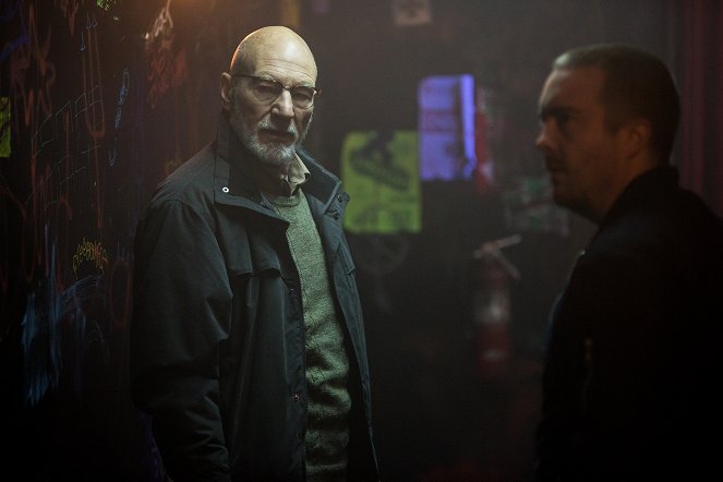 Green Room - Photos - Patrick Stewart