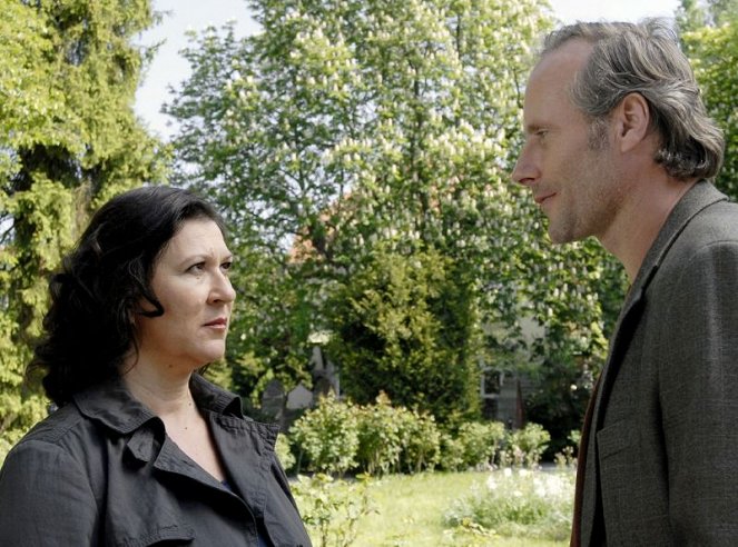 Tatort - Season 40 - Im Sog des Bösen - Filmfotos - Eva Mattes, Wolfram Koch