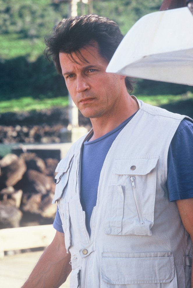 Island of Beasts - Filmfotos - Michael Paré