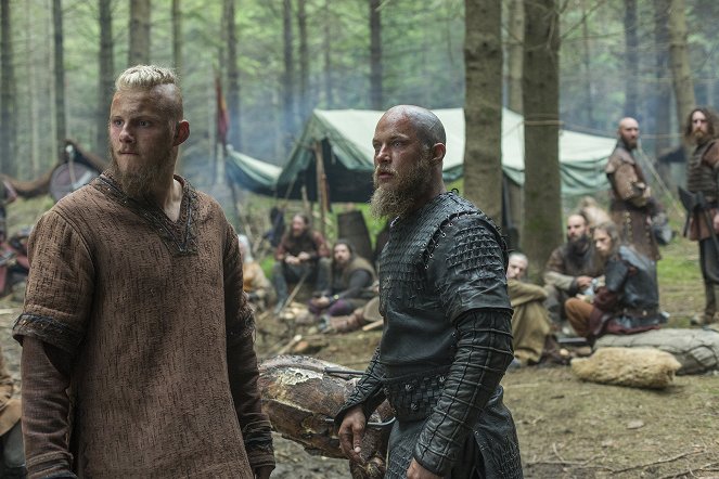 Vikings - A morte ao redor - Do filme - Alexander Ludwig, Travis Fimmel