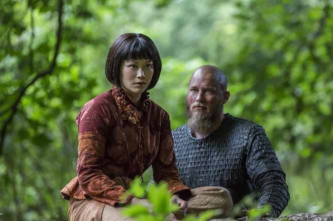 Vikings - What Might Have Been - Photos - Dianne Doan, Travis Fimmel