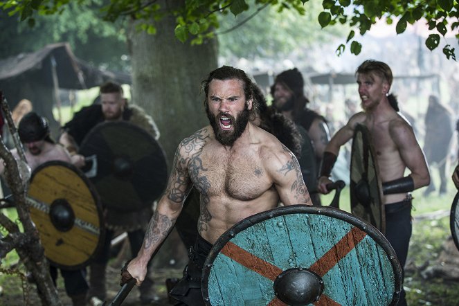 Vikings - To the Gates! - Van film - Clive Standen