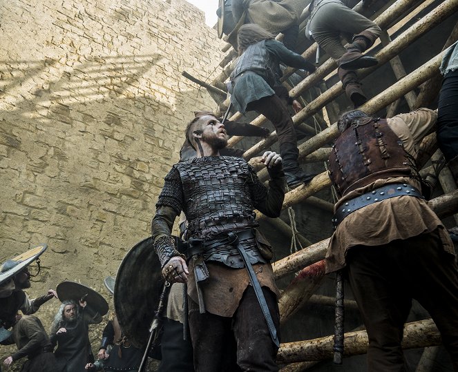 Vikings - Arrombem os portões! - De filmes - Gustaf Skarsgård
