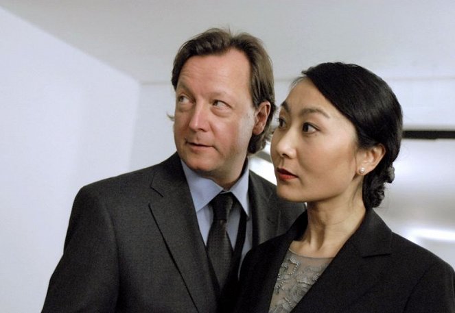 Tatort - Der tote Chinese - De la película - Matthias Brandt, Meylan Chao