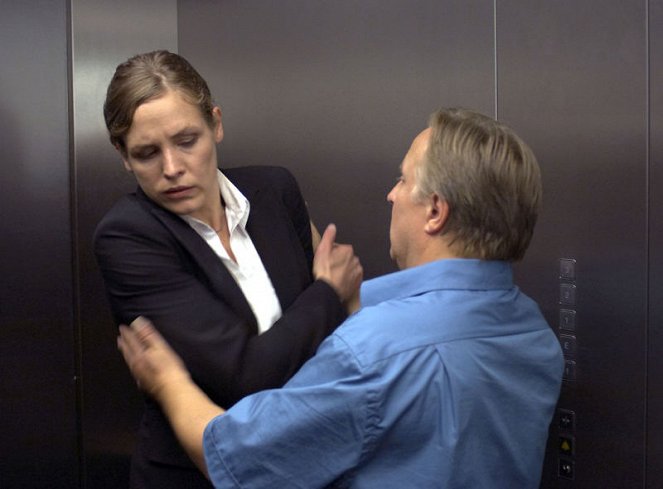 Tatort - Season 39 - Wolfsstunde - Film - Katharina Lorenz, Axel Prahl