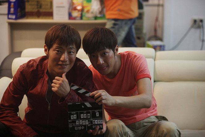 The Flu - Making of - Hui-jun Lee, Sang-yeob Lee