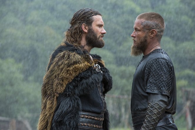 Vikings - Season 3 - Der Thronräuber - Filmfotos - Clive Standen, Travis Fimmel