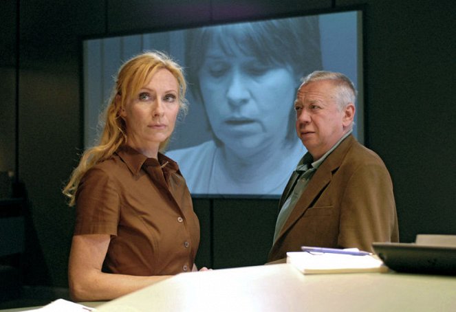 Tatort - Unter uns - Film - Andrea Sawatzki, Franziska Walser, Peter Lerchbaumer
