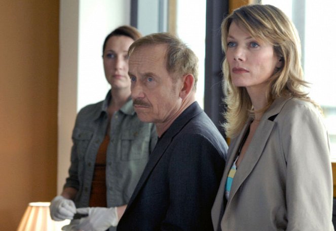 Tatort - Season 38 - Liebeshunger - Van film - Tilo Prückner, Ursula Karven