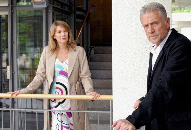 Tatort - Liebeshunger - Film - Ursula Karven, Robert Atzorn