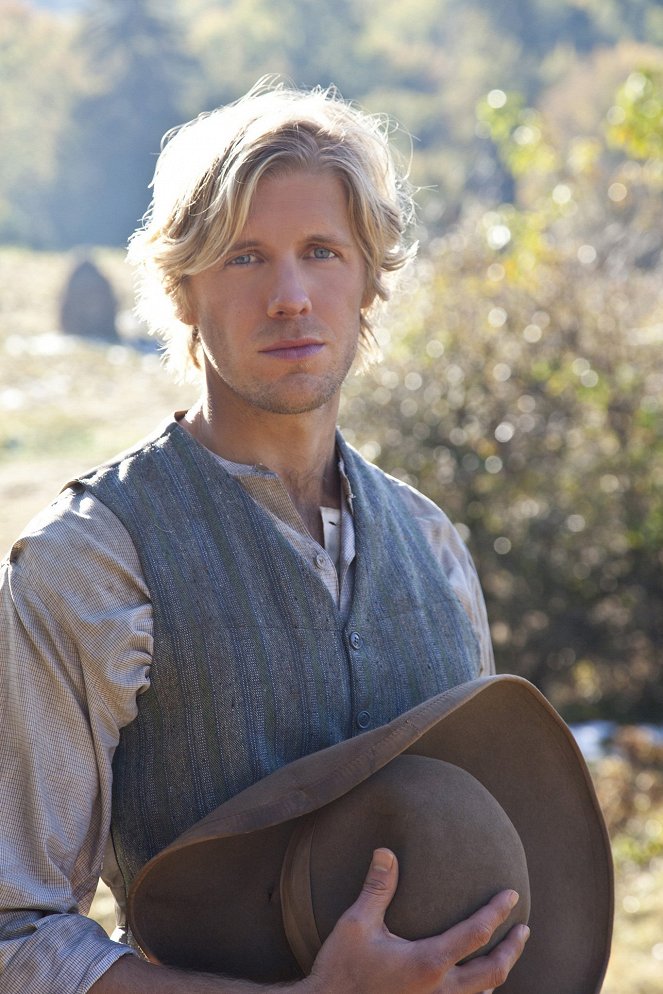 Hatfields & McCoys - Promokuvat - Matt Barr