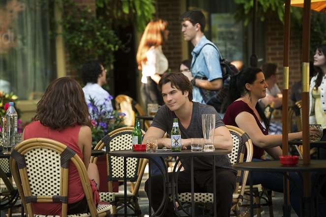 The Vampire Diaries - Season 7 - Day One of Twenty-Two Thousand, Give or Take - Photos - Ian Somerhalder