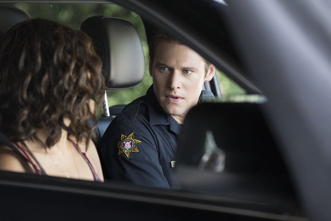 The Vampire Diaries - Never Let Me Go - Photos - Zach Roerig