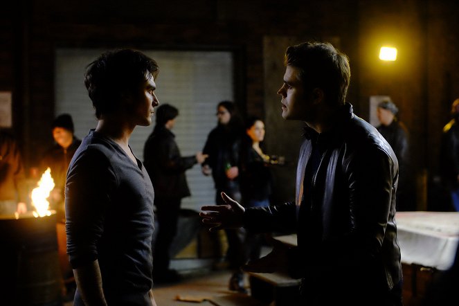 The Vampire Diaries - Postcards from the Edge - Photos - Ian Somerhalder, Paul Wesley