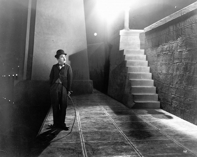 City Lights - Photos - Charlie Chaplin