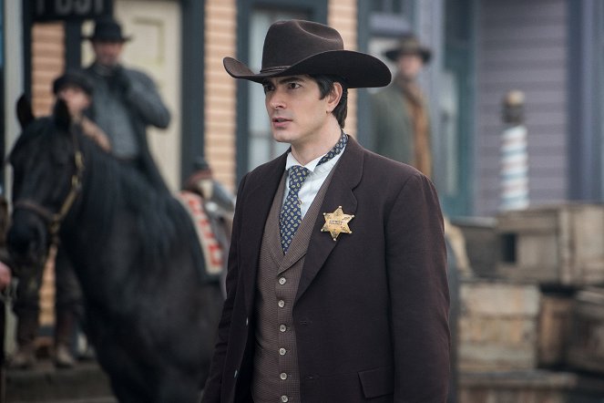 Legends of Tomorrow - The Magnificent Eight - Photos - Brandon Routh