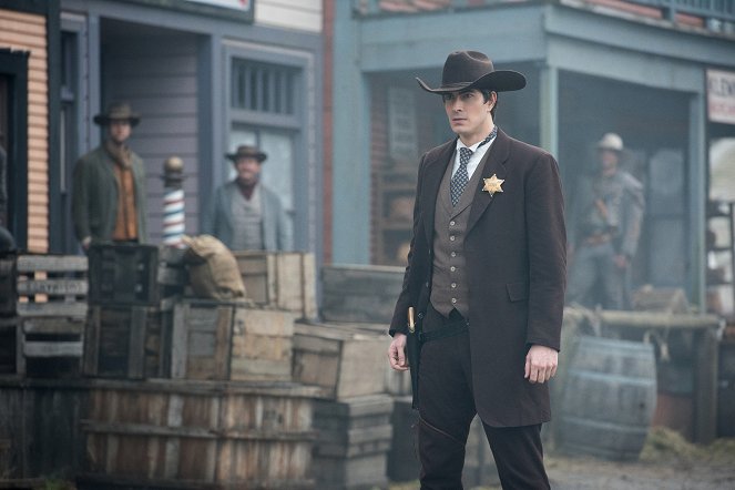Legends of Tomorrow - Season 1 - The Magnificent Eight - Photos - Brandon Routh