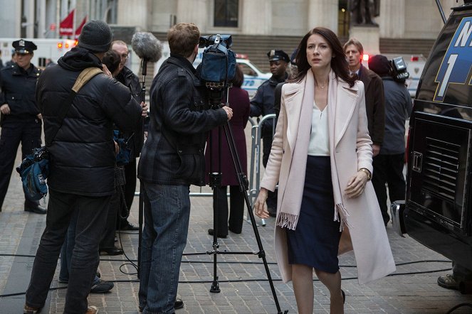 Zakładnik z Wall Street - Z filmu - Caitríona Balfe