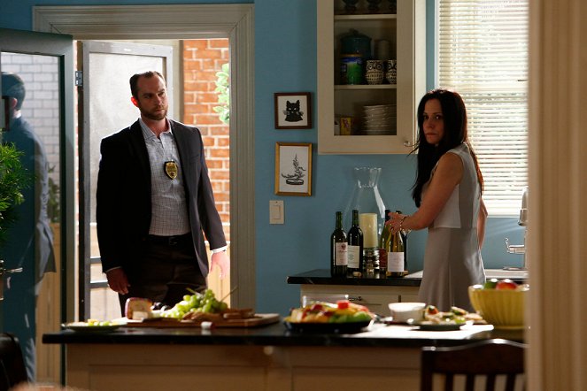 The Blacklist - Season 2 - Lord Baltimore (No. 104) - Photos - Mary-Louise Parker