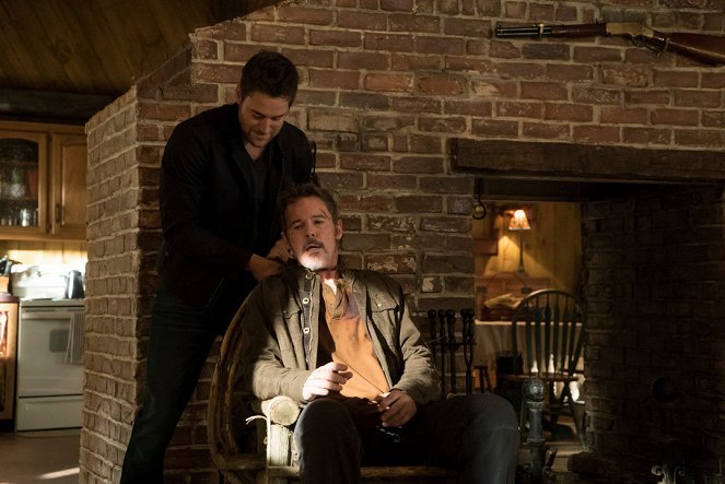 The Blacklist - Season 3 - The Director (No. 24) - Photos - Ryan Eggold